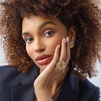 Серьги CarreraYCarrera Shanghai Белое золото