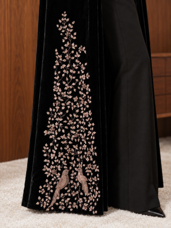 Bathrobe Zardozi Takshila Couture Velvet