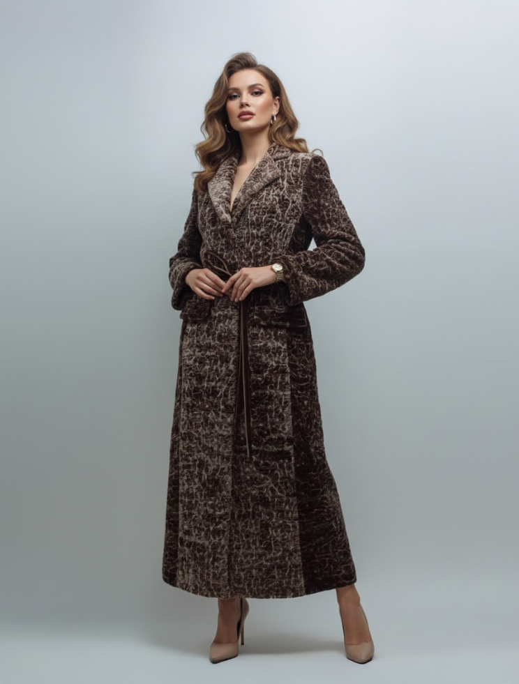 Купить Пальто Zardozi BeeWoman2024 Бархат – премиальные верхняя одежда ZhannaKanGroup