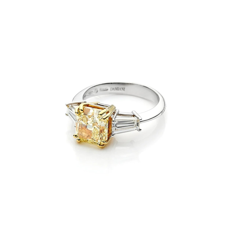 Купить Кольцо Damiani Special classic Белое золото – премиальные кольца ZhannaKanGroup
