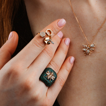 Купить Кольцо BeeGoddess Bee Розовое золото – премиальные кольца ZhannaKanGroup