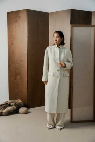 Купить Пальто Zardozi Shades of White Шерсть – премиальные верхняя одежда ZhannaKanGroup