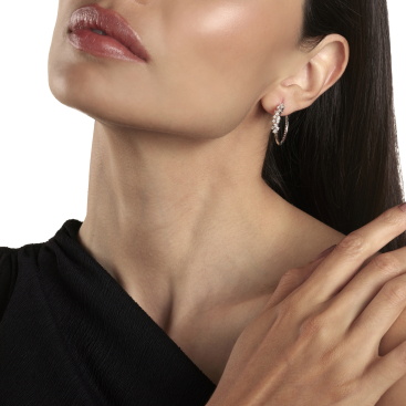 Купить Серьги Damiani Mimosa Flexi Белое золото – премиальные серьги ZhannaKanGroup