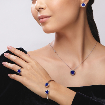 Купить Колье Damiani D.Side Белое золото – премиальные колье ZhannaKanGroup