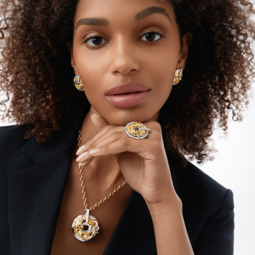 Купить Колье CarreraYCarrera Shanghai Белое/желтое золото – премиальные ZhannaKanGroup