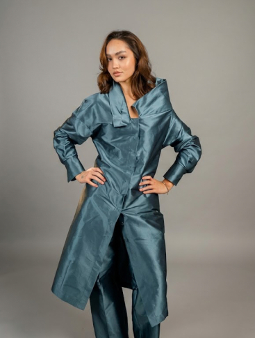 Купить ZARDOZI Рубашка BeeWoman2024 Тафта Серый M – премиальные рубашки ZhannaKanGroup