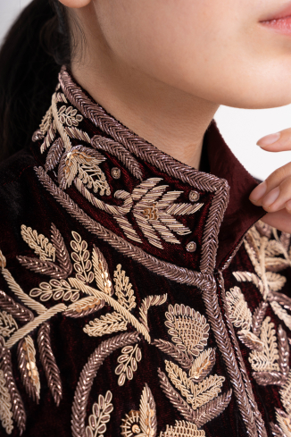 Купить Пиджак Zardozi Takshila Couture Бархат – премиальные костюмы ZhannaKanGroup